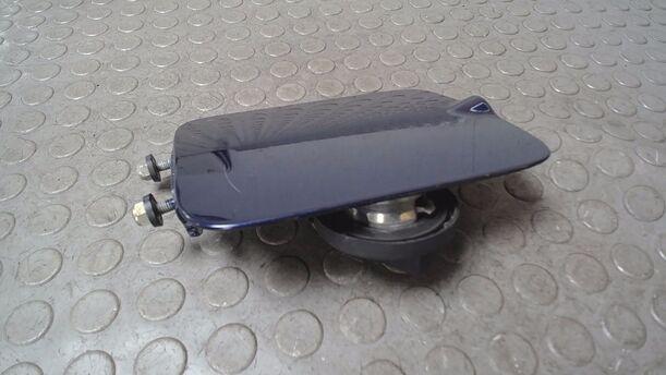 Foto: TANKKLAPPE/ TANKDECKEL ( COMPACT ) eines BMW 316i compact