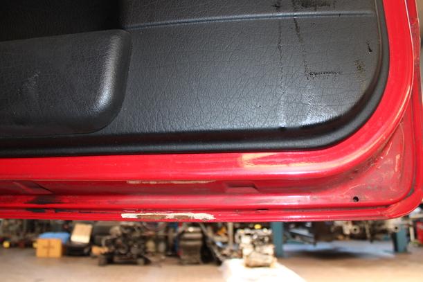 Foto: TÜR VORNE RECHTS ( 2/3 TÜRER ) eines VW Golf 1.6