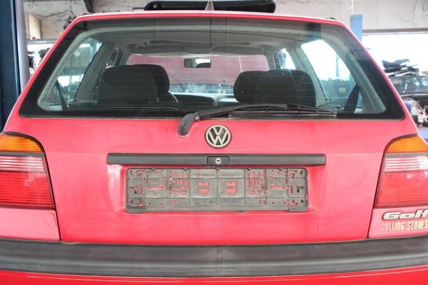 Foto: HECKKLAPPE / HECKDECKEL eines VW Golf 1.6
