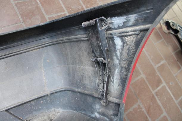 Foto: STOSSFÄNGER / STOßSTANGE HINTEN eines VW Golf 1.6