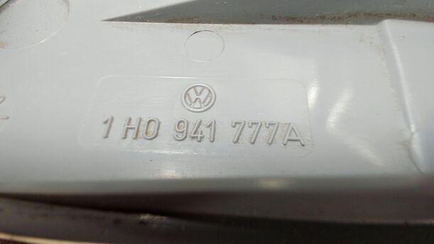 Foto: BLENDE NEBELSCHEINWERFER LINKS eines VW Golf 1.6