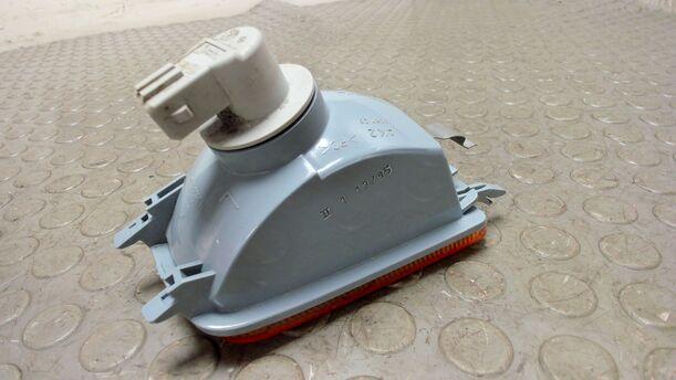 Foto: BLINKER LINKS eines VW Golf 1.6