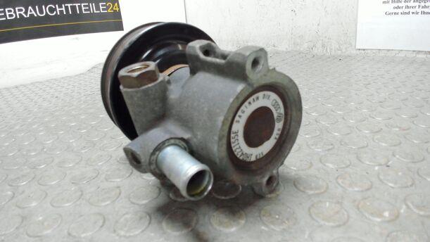 Foto: SERVOPUMPE eines VW Golf 1.6