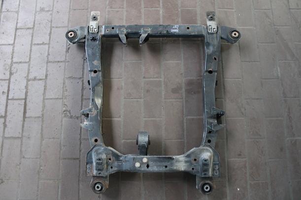 Foto: VORDERACHSE eines Opel Astra 2.0 CDTI DPF