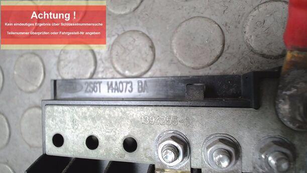 Foto: SICHERUNGSKASTEN BATTERIE eines Ford Fiesta 1.6 XL