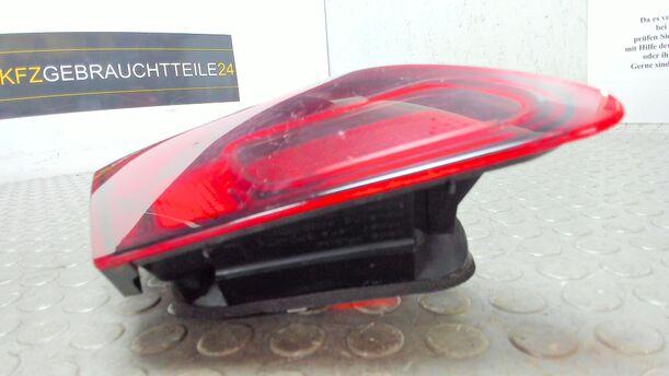 Foto: HECKLEUCHTE / RÜCKLEUCHTE INNEN LINKS ( GETÖNT ) eines Opel Astra 2.0 CDTI DPF XL