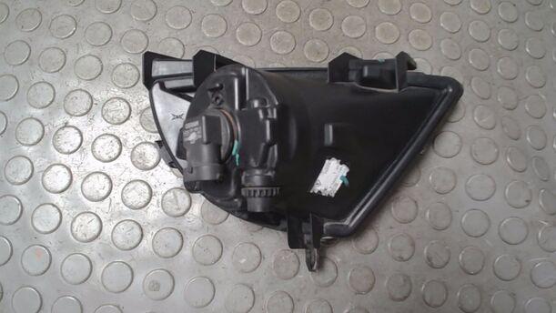 Foto: NEBELSCHEINWERFER LINKS ( VALEO ) eines Ford Fiesta 1.6 XL