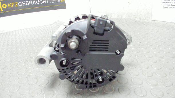 Foto: LICHTMASCHINE / GENERATOR ( 120A ) eines Opel Astra 2.0 CDTI DPF XL