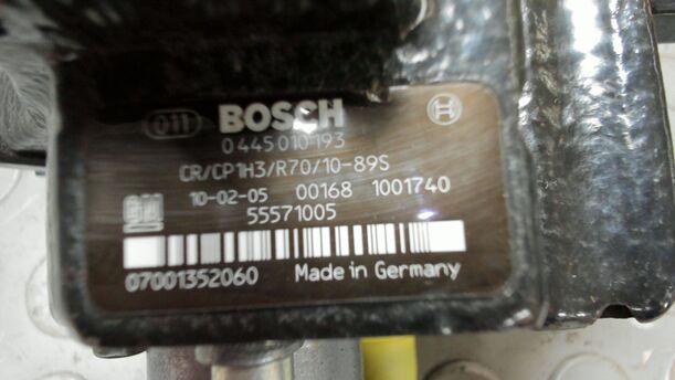 Foto: DIESELEINSPRITZPUMPE eines Opel Astra 2.0 CDTI DPF XL