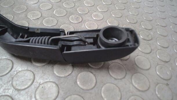 Foto: SCHEIBENWISCHERARM HINTEN eines Mitsubishi Space Star 1.0 XL