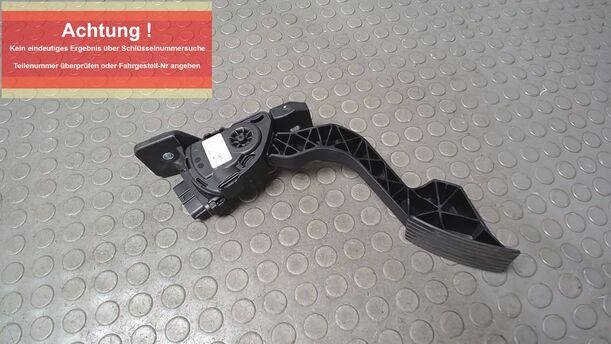 Foto: GASPEDAL ( SCHALTGETRIEBE ) eines Mitsubishi Space Star 1.0 XL