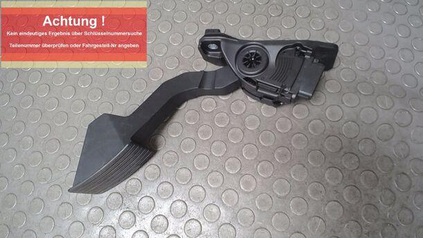 Foto: GASPEDAL ( SCHALTGETRIEBE ) eines Mitsubishi Space Star 1.0 XL
