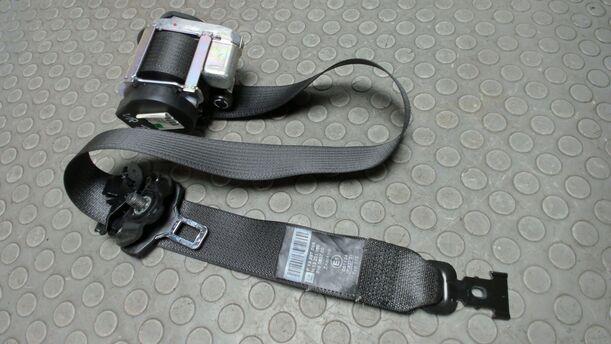 Foto: SICHERHEITSGURT VORN RECHTS ( 4/5 TÜRER ) eines Opel Astra 2.0 CDTI DPF XL