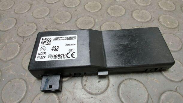 Foto: EMPFÄNGER FERNBEDIENUNG eines Opel Astra 2.0 CDTI DPF XL