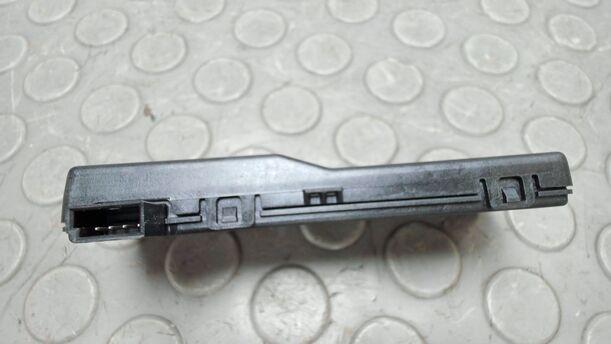 Foto: EMPFÄNGER FERNBEDIENUNG eines Opel Astra 2.0 CDTI DPF XL