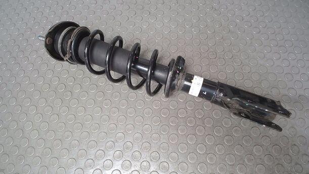 Foto: FEDERBEIN VORN LINKS eines Mitsubishi Space Star 1.0 XL