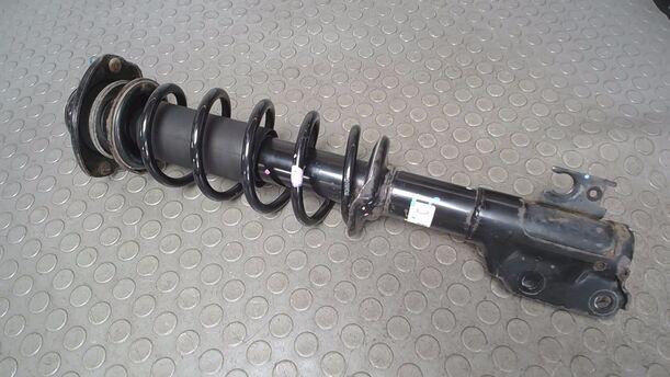 Foto: FEDERBEIN VORN LINKS eines Mitsubishi Space Star 1.0 XL