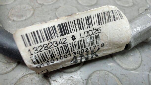 Foto: BATTERIE MASSEKABEL eines Opel Astra 2.0 CDTI DPF XL
