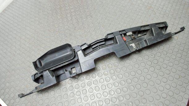 Foto: STÜTZE STOSSFÄNGER VORN eines Opel Astra 2.0 CDTI DPF XL