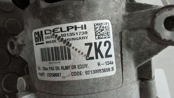 Foto: KLIMAKOMPRESSOR eines Opel Astra 2.0 CDTI DPF XL