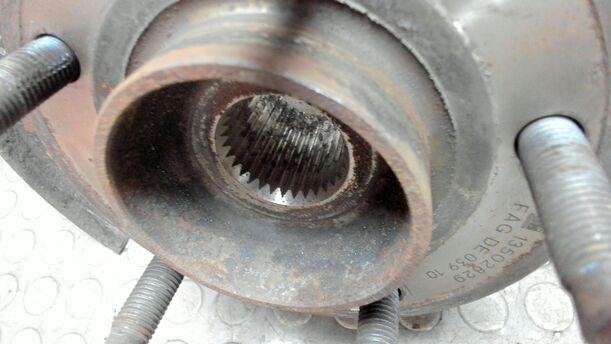 Foto: ACHSSCHENKEL VORN RECHTS eines Opel Astra 2.0 CDTI DPF XL