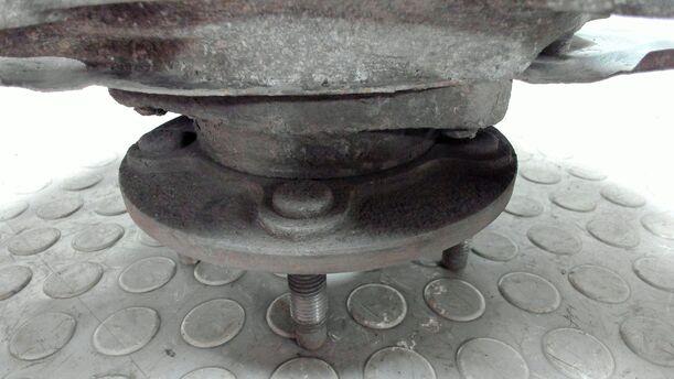 Foto: ACHSSCHENKEL VORN RECHTS eines Opel Astra 2.0 CDTI DPF XL