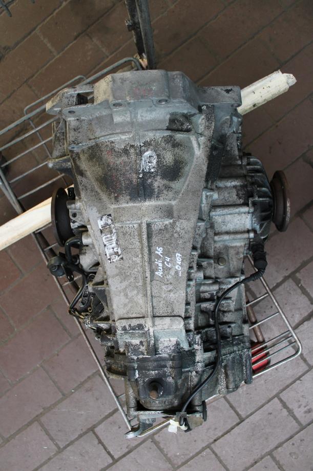 Foto: AUTOMATIKGETRIEBE DCF ( UNGEPRÜFT ) eines Audi A6 2.5 TDI XL