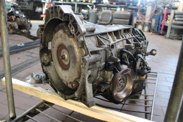Foto: AUTOMATIKGETRIEBE DCF ( UNGEPRÜFT ) eines Audi A6 2.5 TDI XL