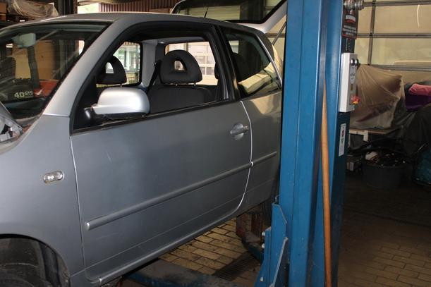 Foto: TÜR LINKS ( MECHANISCHER FENSTERHEBER ) eines VW Lupo 1.0 XL