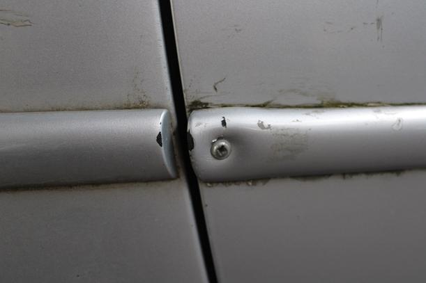 Foto: TÜR RECHTS ( MECHANISCHER FENSTERHEBER ) eines VW Lupo 1.0 XL