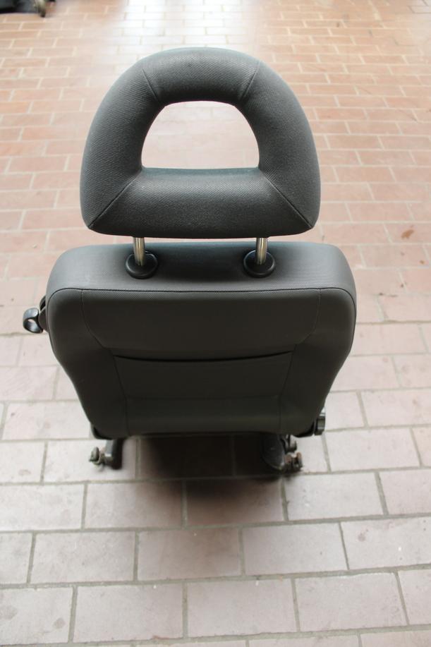 Foto: FAHRERSITZ/ SITZ VORN LINKS eines VW Lupo 1.0 XL