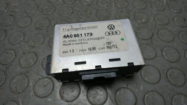 Foto: STEUERGERÄT ALARM eines Audi A6 2.5 TDI XL
