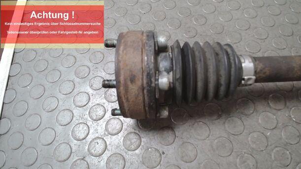 Foto: ANTRIEBSWELLE LINKS ( SCHALTGETRIEBE ) eines VW Lupo 1.0 XL