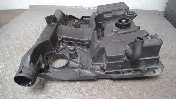 Foto: LUFTFILTERKASTEN eines VW Lupo 1.0 XL