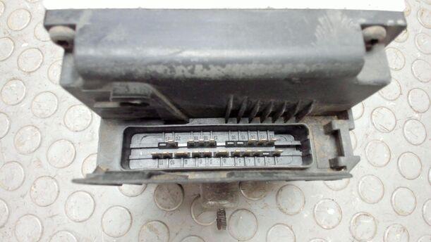 Foto: HAUPTBREMSAGGREGAT ABS eines Audi A6 2.5 TDI XL