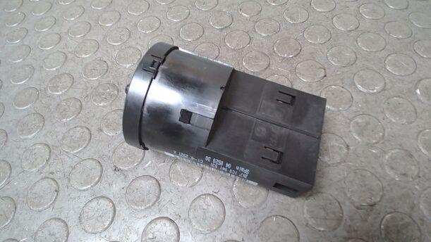 Foto: LICHTSCHALTER eines VW Lupo 1.0 XL