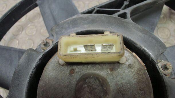 Foto: ELEKTROLÜFTER eines VW Polo XL