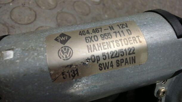 Foto: SCHEIBENWISCHERMOTOR HINTEN eines VW Polo XL
