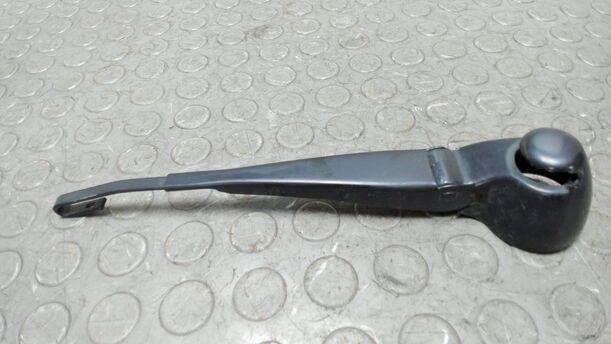 Foto: SCHEIBENWISCHERARM HINTEN eines VW Polo XL