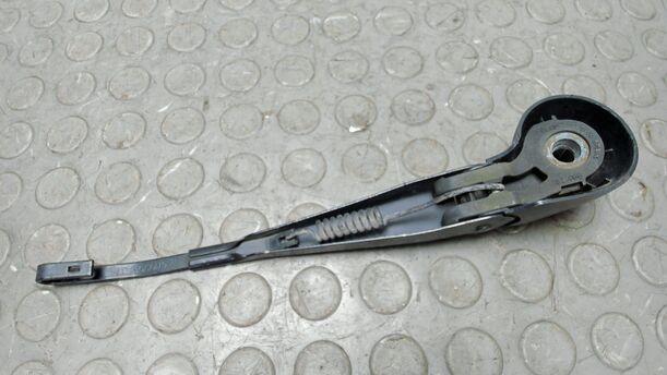 Foto: SCHEIBENWISCHERARM HINTEN eines VW Polo XL