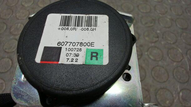 Foto: SICHERHEITSGURT VORNE RECHTS ( 4/5 TÜRER ) eines Opel Corsa 1.4 16V XL