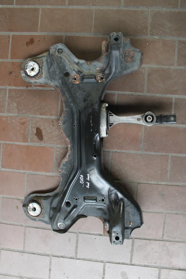 Foto: VORDERACHSE/ ACHSE VORN eines Seat Leon 1.8 20V XL