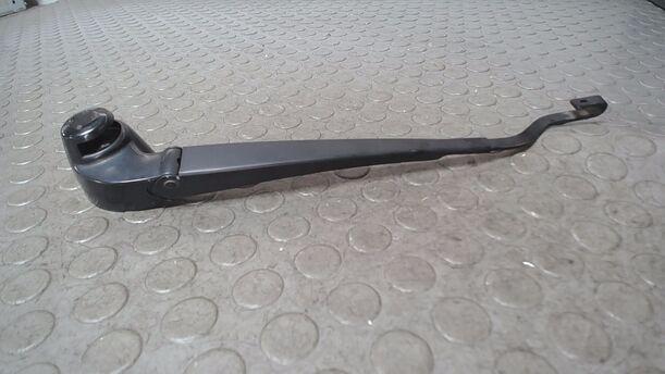 Foto: SCHEIBENWISCHERARM HINTEN eines Seat Leon 1.8 20V XL