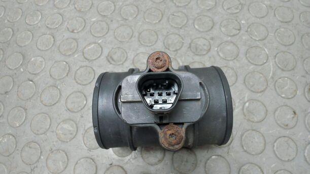 Foto: LUFTMASSENMESSER eines Opel Corsa 1.4 16V XL