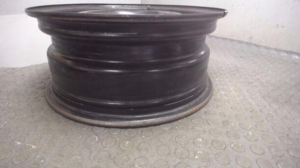 Foto: STAHLFELGE 6,5X16 ET33 eines BMW 116i