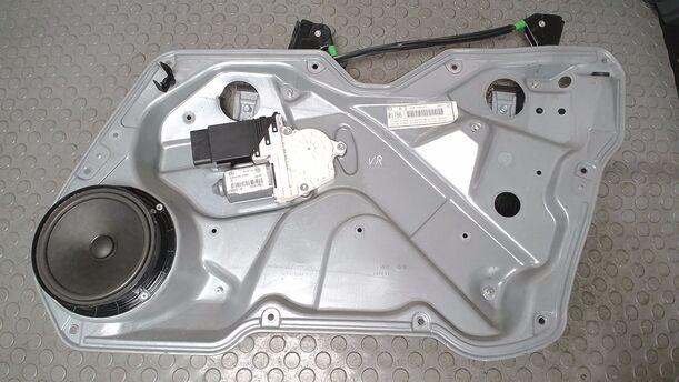 Foto: FENSTERHEBER ELEKTRISCH VORN RECHTS ( 4/5 TÜRER ) eines Seat Leon 1.8 20V