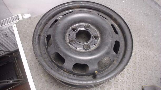 Foto: STAHLFELGE 5X15 ET44 eines Mercedes-Benz A 140