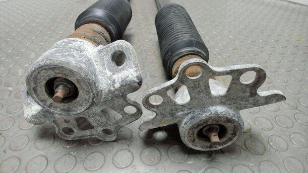 Foto: STOSSDÄMPFER HINTEN PAAR eines Opel Corsa 1.4 16V