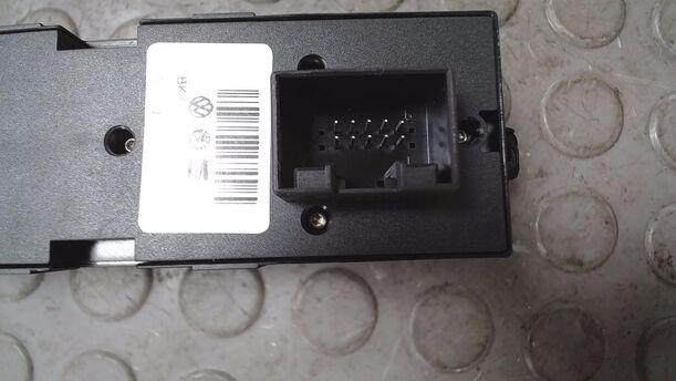 Foto: FENSTERHEBERSCHALTER eines Seat Leon 1.8 20V