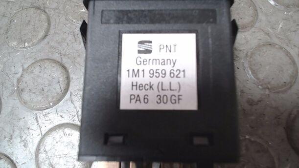 Foto: SCHALTER HECKSCHEIBENHEIZUNG eines Seat Leon 1.8 20V